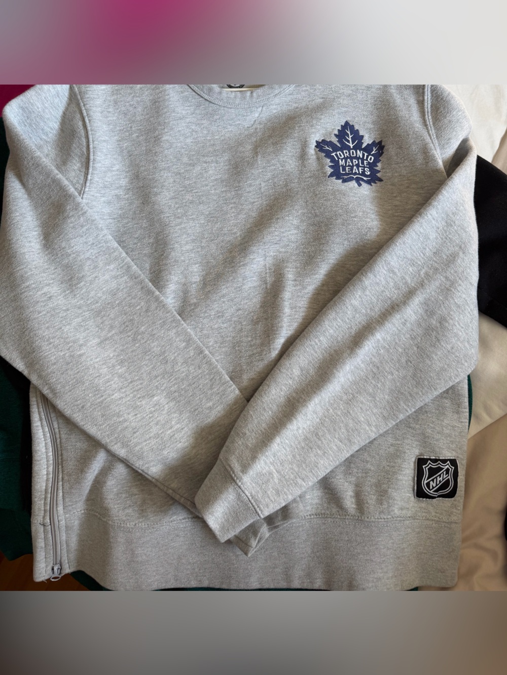 NHL Toronto Maple Leafs Gray Crewneck Sweatshirt